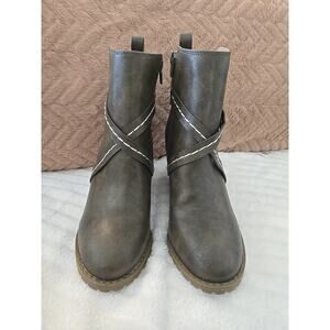 Diba Women's Brown Wedge Boot US Size 7 Criss Cross Strap Zipper Side